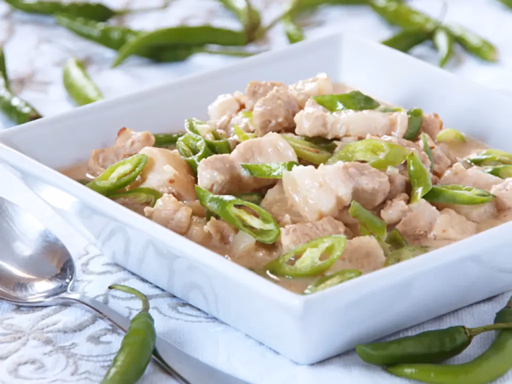 This is a speciality dish from the Bicol region. This is Bicol Express, pork in coconut milk with enough chili to burn your regrets away.