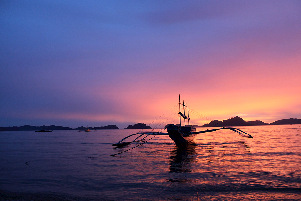 Sunset from El Nido, Philippines. A must-see destination in the Philippines.
