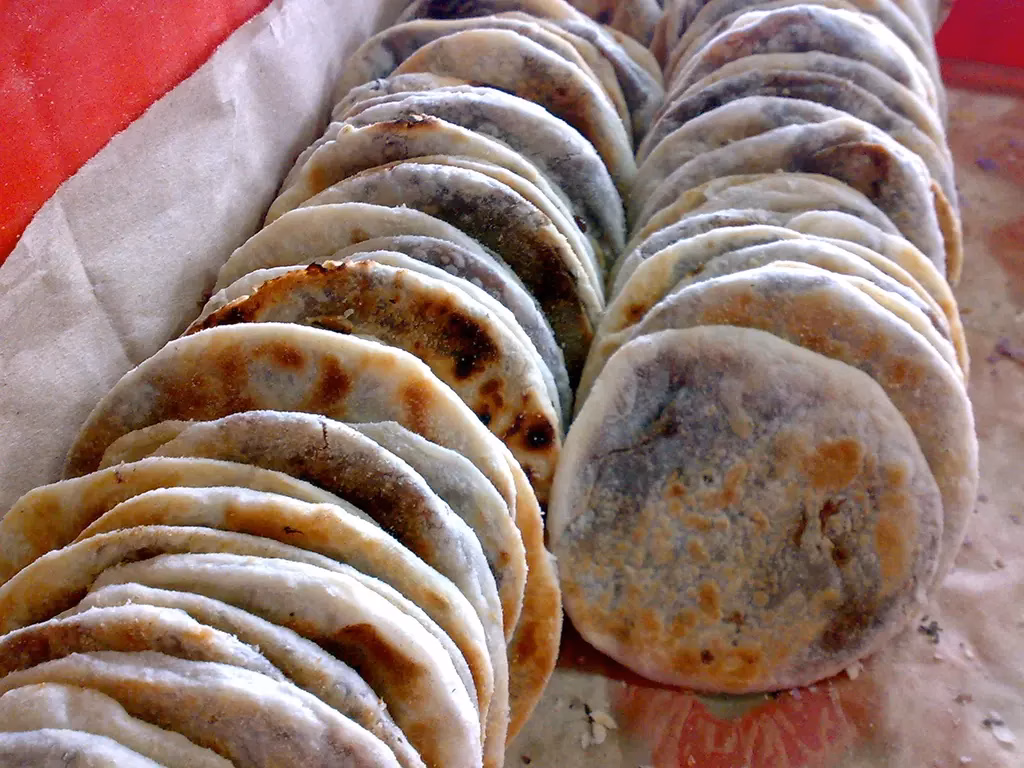 Here we have an example of some Freshly baked piaya (flat, sweet, unleavened bread filled with muscovado). This is a mildly sweet dessert!