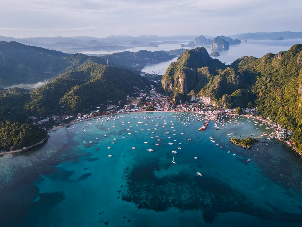 A drones eye view of el Nido, Philippines. This is a good view of the immediate area, almost like a panorama.